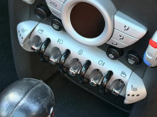 /photos/12594/92766497-6705-4ca0-a6b8-a17c41d6ddf5_i320x240.jpg